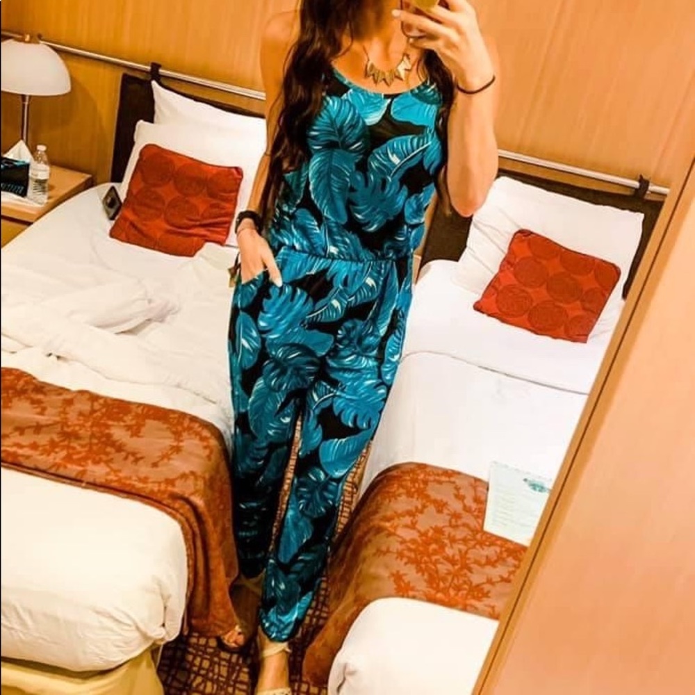 Palm print jumper